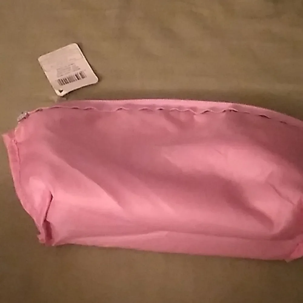 Basics Cosmetic Case  - Picture 5 of 5